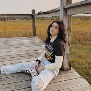 Meet your Posher, Stacy